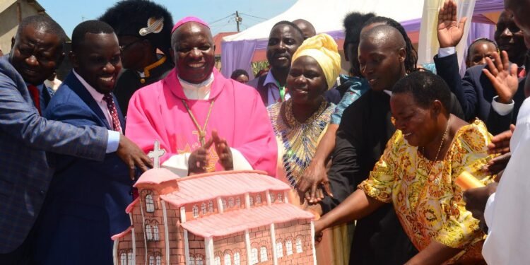 Ssaabaminister Robinah Nabbanja alabudde okufaafagana n’abamuyita omubbi w’amabaati – St.Jude Lukaya ng’ejaguza emyaka 25