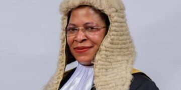 Kaliisoliiso wa government atandise okunoonyereza ku by’obugagga bya sipiika wa parliament Anita Among ebigambibwa okubeera mu Bungereza – president Museve