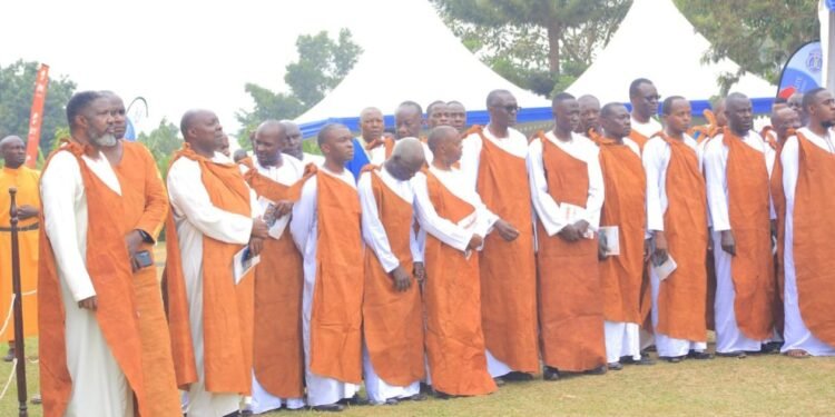 Ba Jajja abataka Aboobusolya beyanzizza Ssaabasajja Kabaka olw’okusiima n’ayogerako eri Obuganda oluvannyuma lw’ekiseera ng’ali mu luwummula