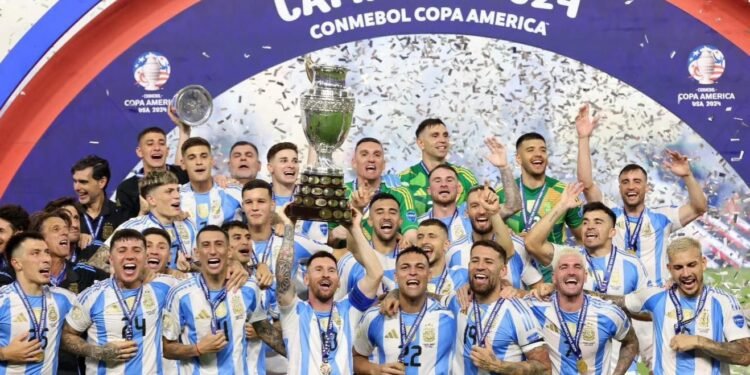 Argentina ewezezza ebikopo 16 ebya Copa America