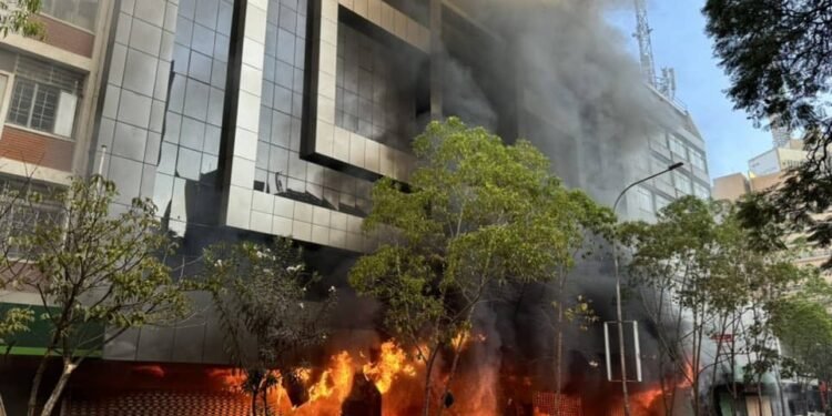 Ebintu bya buwumbi bwa shs 6 byebyayonoonebwa  abekalakaasi ba Gen Z – abaayokya ekizimbe kya Uganda House mu Kenya