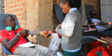 Obwakabaka butegese olusiisira lw’ebyobulamu e Kooki – abasoba mu 200 bajanjabiddwa