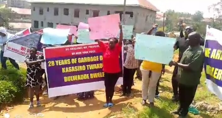 Abatuuze b’e Kiteezi bekalakaasizza