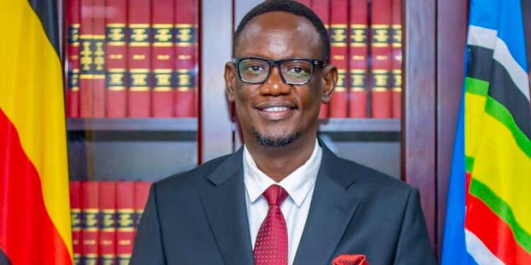 Ssenkulu wa KCCA omuggya Frank Nyakaana alambise byatandikirako okukola – essira alitadde ku kukulwanyisa nguzi