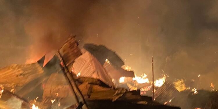 Omuliro gukutte ennyumba e Kamwokya – omwana afiiriddemu abalala balumiziddwa