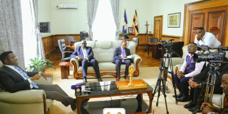 Katikkiro Mayiga alabudde abagenda ku mupiira gw’Amasaza e Namboole – muvuge ebidduka n’obwegendereza