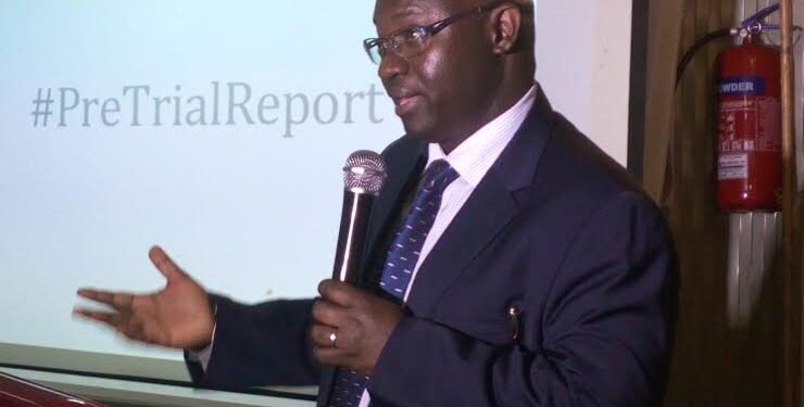 Abantu abasoba mu mitwalo 20,000 bebalindiridde okuwanikibwa ku kalabba