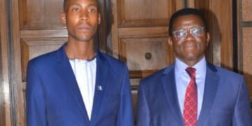 Omukulu w’Ekika ky’Emmamba Omuggya Gabunga Mubiru Zziikwa owa 38 ayanjuddwa eri Katikkiro wa Buganda