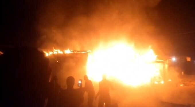 Omuliro gusaanyizaawo emmaali y’abantu mu Kakajjo Bweyogerere