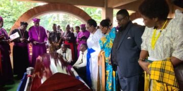 Eng.Daniel Ssebuggwawo bba wa minister Owek.Joyce Ssebuggwawo –  aziikiddwa e Nkumba ku lunaku lwennyini lweyazaalibwako