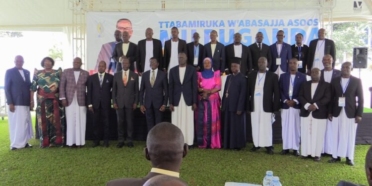 Katikkiro Mayiga agguddewo Ttabamiruka w’abasajja 2024