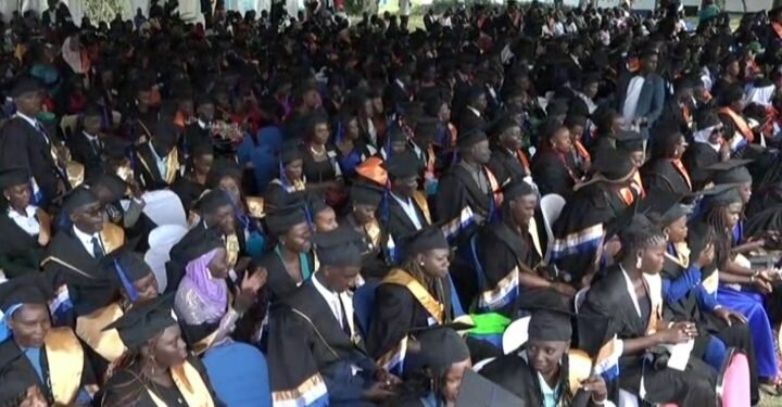 Muteesa I Royal University etikkidde abayizi 716 – amatikkira ga mulundi gwa 12