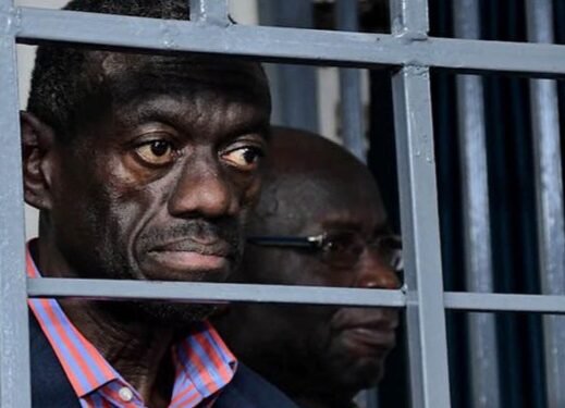 Dr.Besigye azeemu okuzira emmere mu kkomera – mukyala we Winnie Byanyima agenze mu kooti eragire government emuyimbule