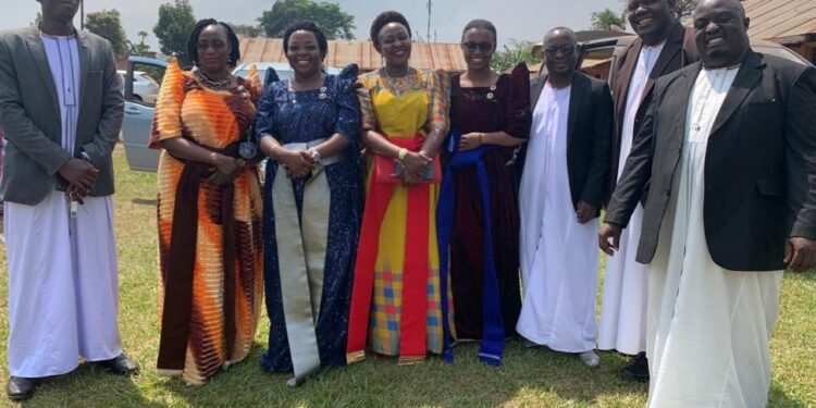 Buganda ewabudde ababaka ba parliament ku ky’okuwera ggomesi n’ekkanvu mu parliament