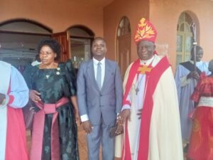 Bisho James Bukomeko ku lutikko e Namukozi ne Ssaabawandiisi wa Buganda Youth Council