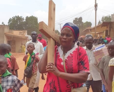 Okutaambuza ekkubo ly’omusaalaba 2025 nga bwekubadde mu bitundu ebyenjawulo