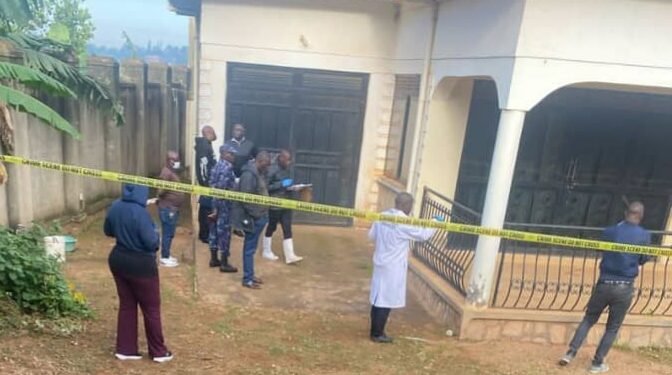 Eyaliko DPC Julius Ahimbisibwe asangiddwa mu tanka y’amazzi ng’alengejja – abantu 3 bakwatiddwa bayambeko police mu kunoonyereza ku bigambibwa nti yetuze