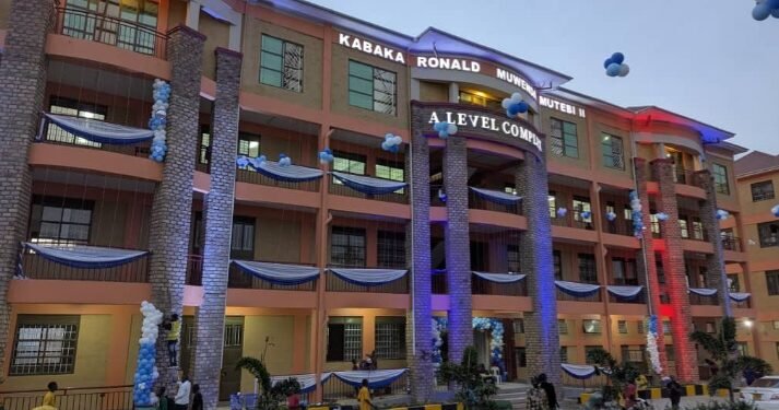 Ekizimbe ekibbuddwamu Kabaka Ronald Muwenda Mutebi II ku  St. Peter’s SS Bombo Kalule