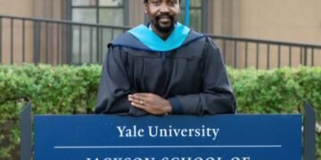 Kyabazinga Gabula Nadiope IV atikiddwa masters degree eyokubiri okuva mu Yale University