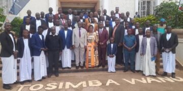 Abaluηamya b’emikolo bawabuddwa okwettanira okusoma basitule omulimu gwabwe