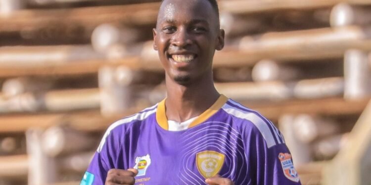 Hudson Mbalire eyali omuzannyi w’amasaza ga Buganda yegasse ku NEC eya Uganda Premier League