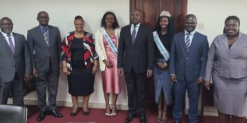 Bannalulungi b’eby’obulambuzi bakyaddeko ku CBS