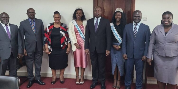 Bannalulungi b’eby’obulambuzi bakyaddeko ku CBS