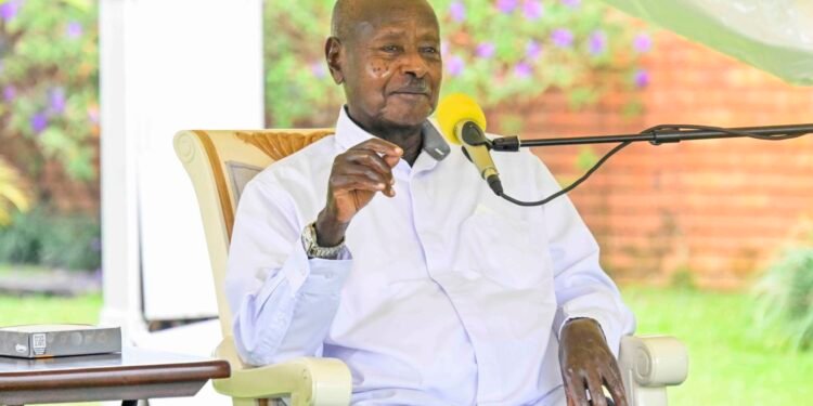 President Museveni ayisizza ebiragiro ebiggya ku bantu abatankanibwa obutuuze bwabwe – okuva mu mwaka gwa 1962