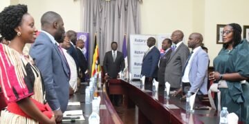 Obukulembeze obwengeri yonna bulina okufaayo eri abantu – Katikkiro Mayiga asisinkanye bannarotary aba District 9213