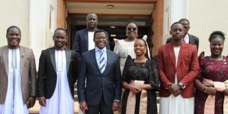 Katikkiro Mayiga awabudde abavubuka okukozesa emitimbagano obulungi okwekulaakulanya – mu kifo ky’okugikozesa okusiga obucaayi