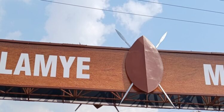 Nneebalamye Mayanja azziddwa buggya – mu kukuza amatikkirwa ga Ssaabasajja Kabaka Muwenda Mutebi ag’omulundi ogwa 32