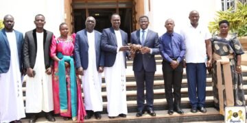 Abakulira Victoria School of Nursing and Midwifery okuva e Lira bakiise embuga – Katikkiro Mayiga abakubirizza okussa essira ku mutindo gw’ebisomesebwa abasawo n’abazaalisa