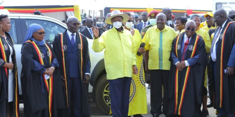 President Yoweri Kaguta Museveni asunsuddwa okuvuganya ku kisanja eky’omusanvu mu kalulu ka 2026