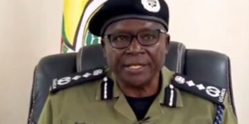 Ssaabaduumizi wa police alabudde bannabyabufuzi okwewala effujjo mu biseera by’akalulu akajja 2026 – police ebeetegekedde