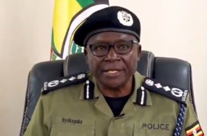 Ssaabaduumizi wa police alabudde bannabyabufuzi okwewala effujjo mu biseera by’akalulu akajja 2026 – police ebeetegekedde