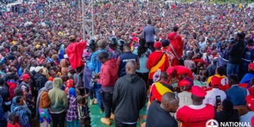 President wa NUP Kyagulanyi Ssentamu ayimirizza abantu ababadde bamuwerekera okuva mu bitundu ebyenjawulo okugenda mu birala gyakubira enkuηaana – agambye nti bagudde mu lukwe lw’okubakwata