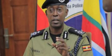 Police eyisizza ekiragiro ku bannabyabufuzi abakuba enkuηaana mu makubo saako okukozesa ambulance okubaggulira amakubo – boolekedde okukwatibwa