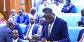 Government ya Uganda ekoze enteekateeka yakukuηaanya omusolo gwa Trillion 40