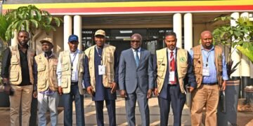 Akakiiko k’ebyokulonda kasisinkanye abagenda okulondoola eby’okulonda mu Uganda mu kalulu ka 2026 – balabuddwa obutagezaako kwogera na bannamawulire