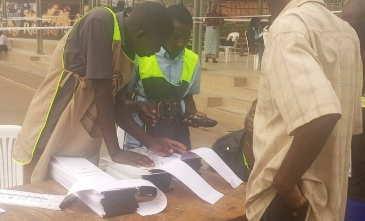 Obunkenke mu kulonda ba mayor ba municipalities ne bakansala