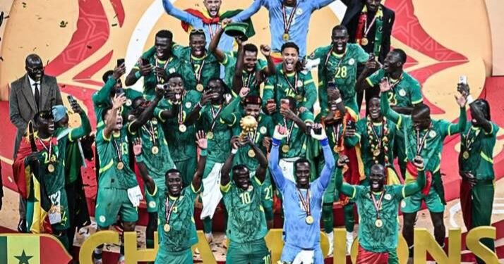 Omuzannyi Rogers Mato agenze mu Hearts FC eya Scotland