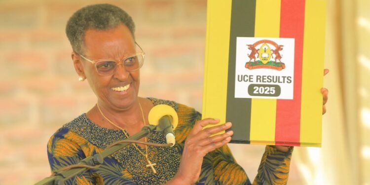 Abayizi ebitundu 99.7% baayise ebigezo bya S.4 ebya UNEB 2025