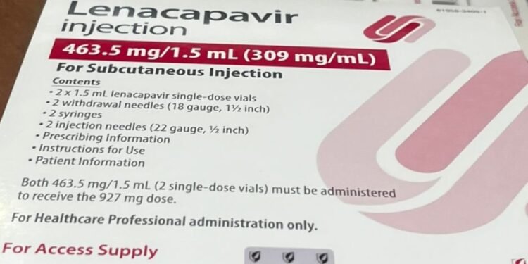 Ddoozi z’eddagala ly’empiso eritangira akawuka ka siriimu eziwera 19,200 zezaakaleetebwa mu Uganda – zigenda kusooka kuweebwa ku bwereere eri abantu abali mu katyabaga k’okukwatibwa