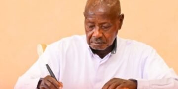 President Museveni atadde omukono ku mateeka 3 – gakuluηamya emiwendo gy’ebizimbe n’ettaka