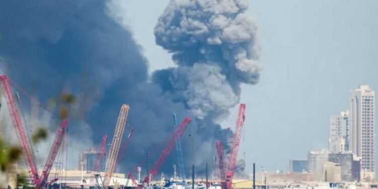 Amawanga gavuddemu omwasi ku bya America ne Israel okulumba Iran nebatta Ayatollah Ali Khamenei – Donald Trump yewaanye nti kye kimu ku byeyenyumiririzaamu