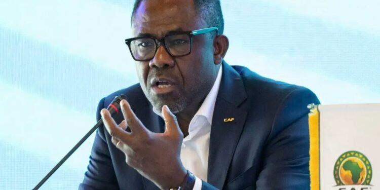 Ssaabawandiisi wa CAF, Veron Mosengo-Omba alekulidde