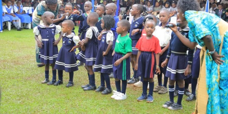 Amasomero gObwakabaka n’aga bannamikago gakiise embuga mu nkola ya Tondeka mu Luwalo – galeese obukadde bwa shs 92