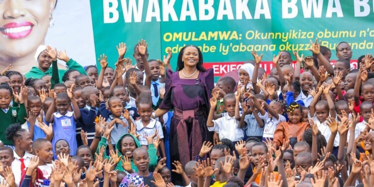 Okukuza olunaku lw’abaana mu Buganda olwa 2026 – Nnaabagereka akubirizza abazadde okusomesa abaana eddembe lyabwe balikozese mu ngeri ey’obuvunaanyizibwa