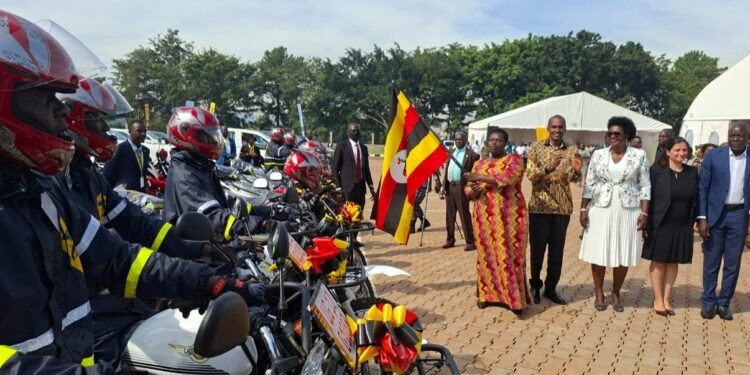 Government ya Uganda ewadde abalimisa emmotoka ne pikipiki okusitula eby’obulimi n’obulunzi mu ggwanga