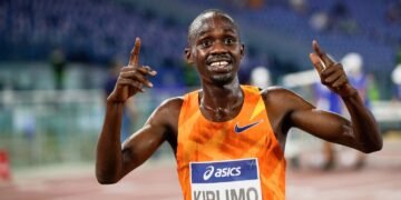 Omuddusi Jacob Kiplimo akutte kyakusatu mu misinde gya London Marathon 2026
